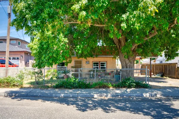 $339,000 | 3020 Farris Avenue, Ceres, CA 95307