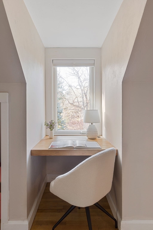 124 Tower Road Lincoln, MA 01773 - Photo 12 of 33