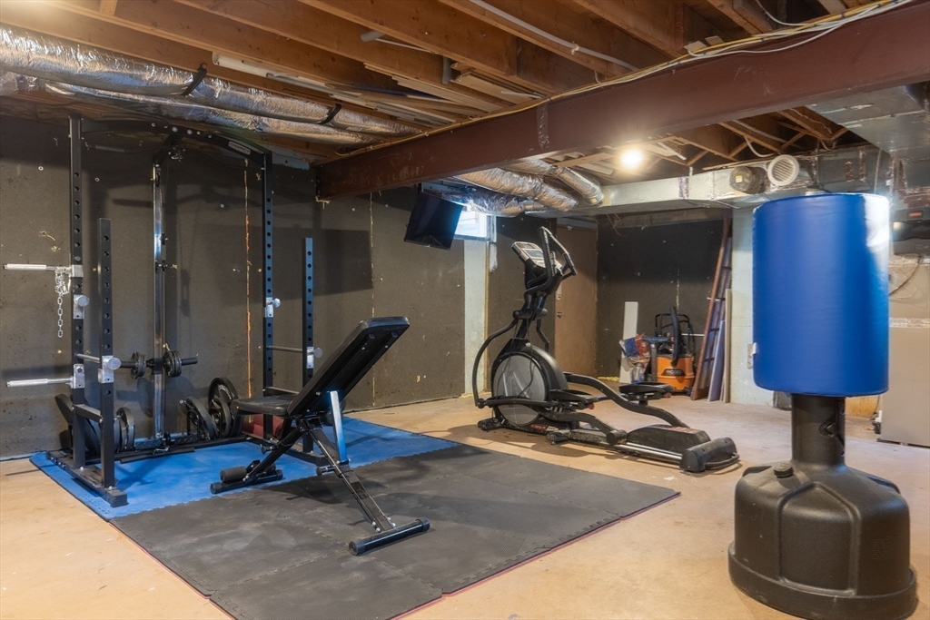 124 Tower Road Lincoln, MA 01773 - Photo 20 of 33