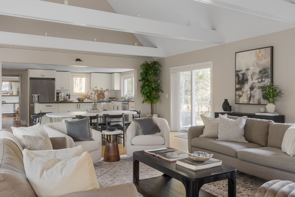 124 Tower Road Lincoln, MA 01773 - Photo 3 of 33