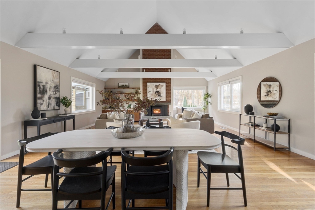 124 Tower Road Lincoln, MA 01773 - Photo 4 of 33