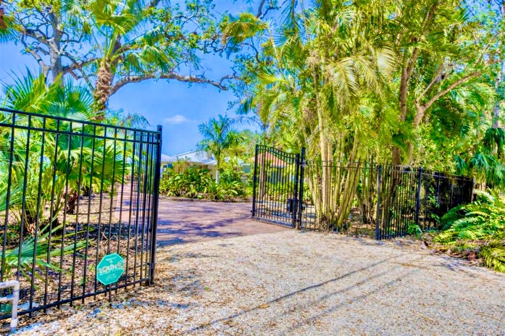 3931 Bay Shore Road Sarasota, FL 34234 - Photo 55 of 60 Gallery Image 55