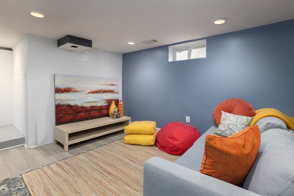 15 Wheaton Road Arlington, MA 02474 - Photo 17 of 19 a living room with furniture