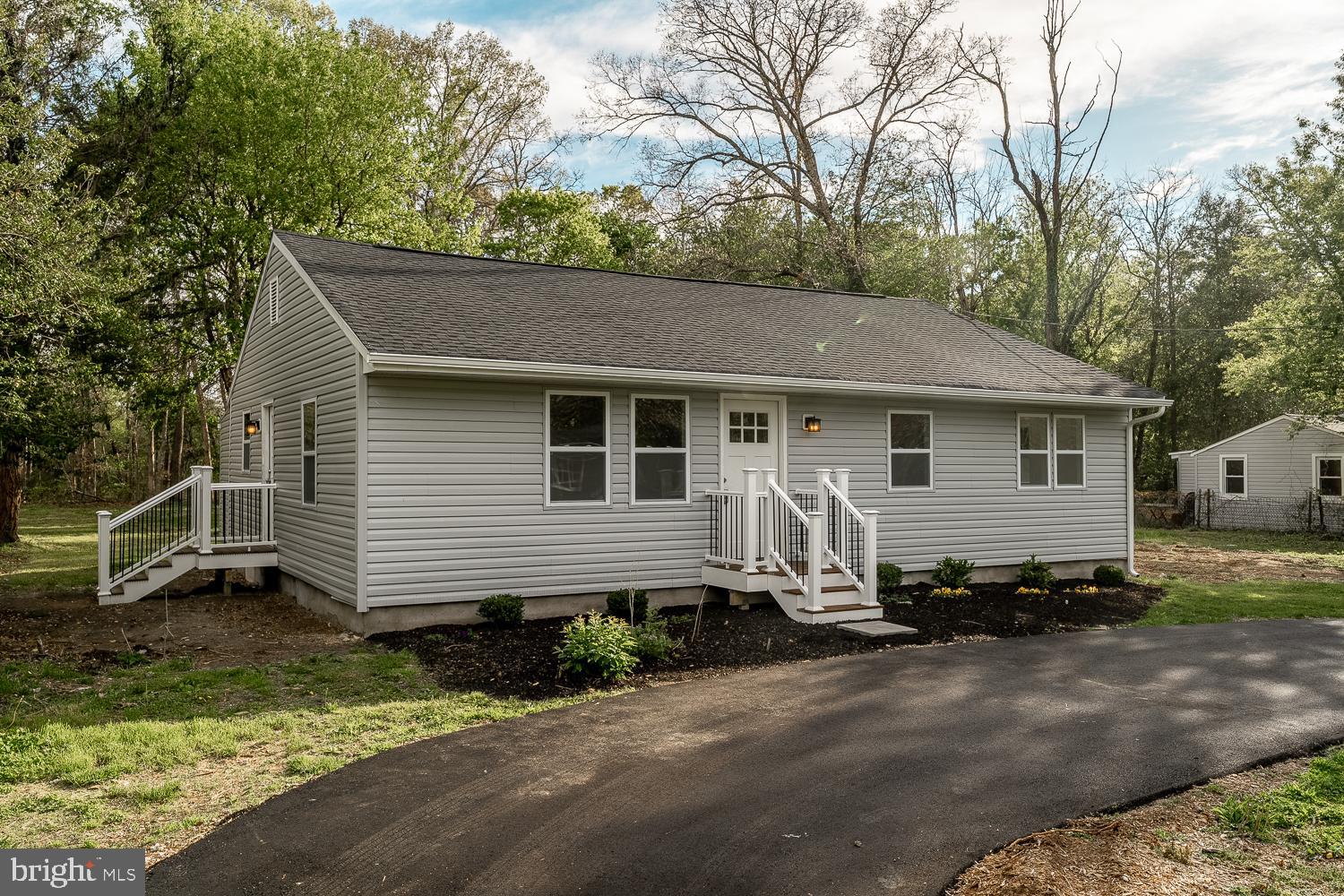 268 Mt Misery Road Browns Mills, NJ 08015 - Photo 2 of 26
