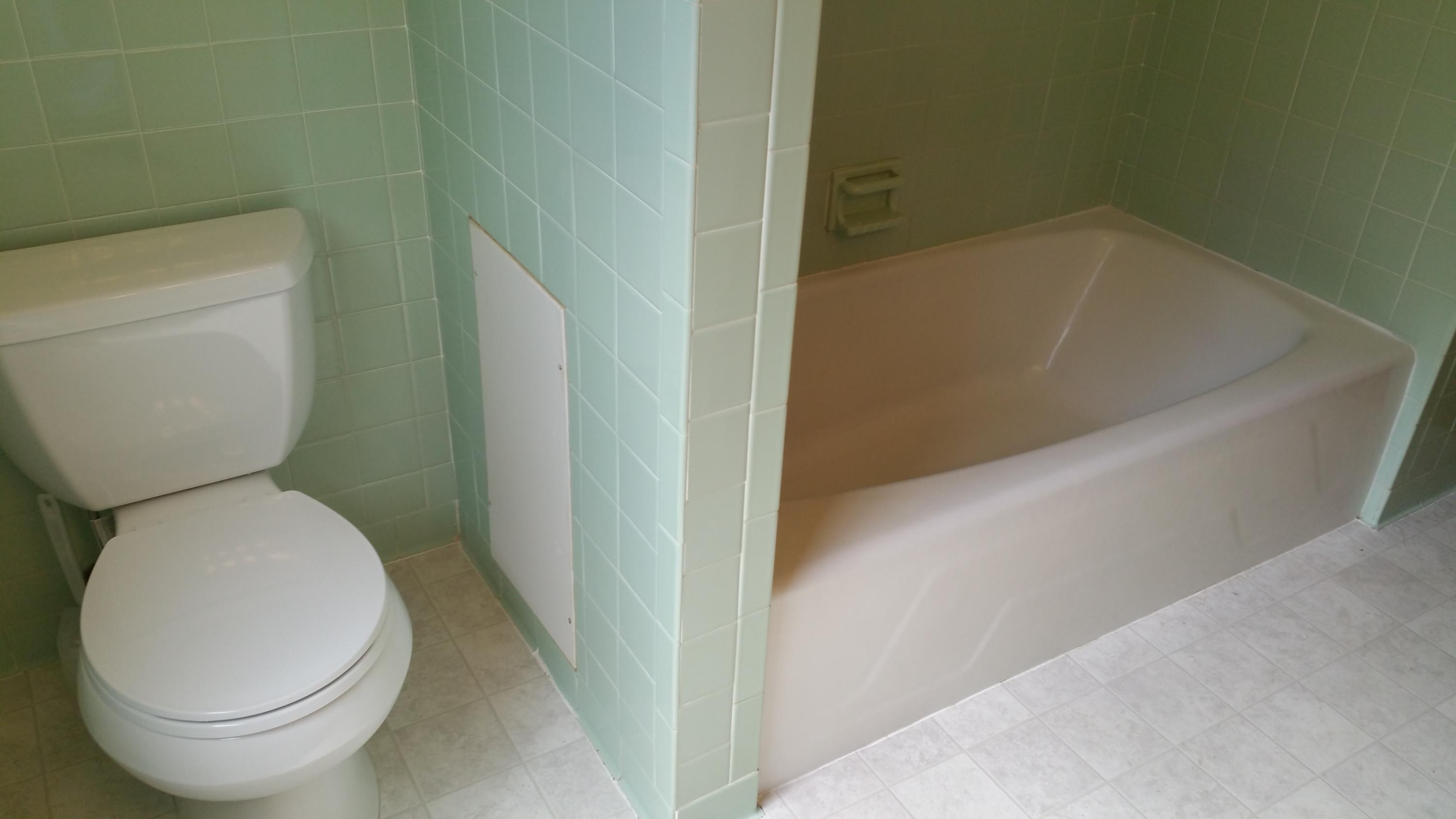 1298 Longview Road Roanoke, VA 24018 - Photo 33 of 41 Hall Bath
