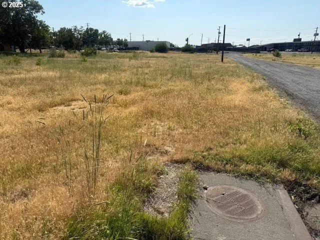a view of a lake view