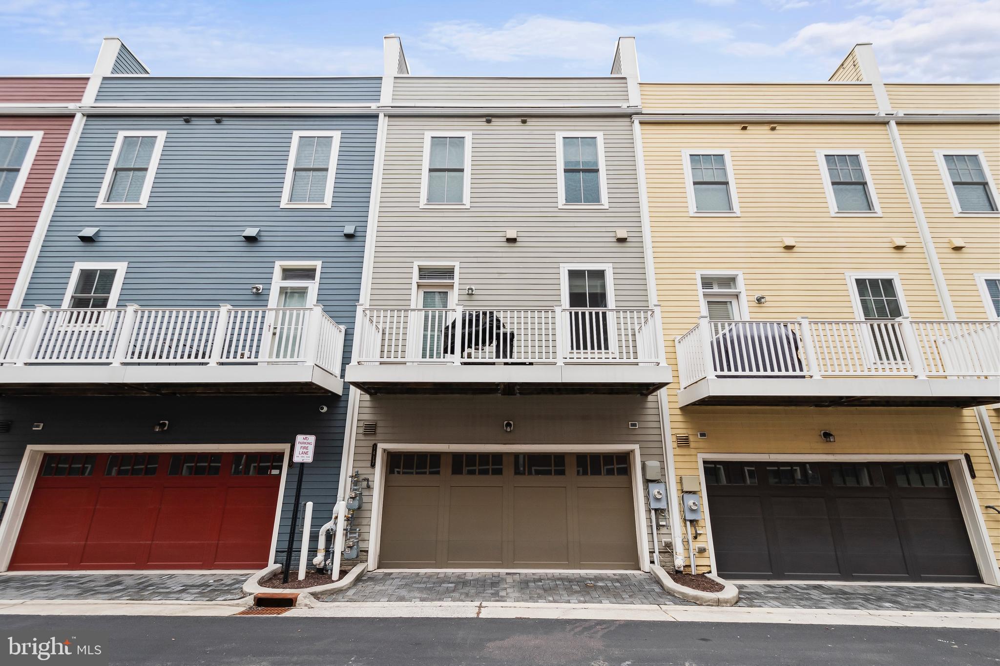 1417 Van Valkenburgh Lane Alexandria, VA 22301 - Photo 40 of 45 a house view with a outdoor space
