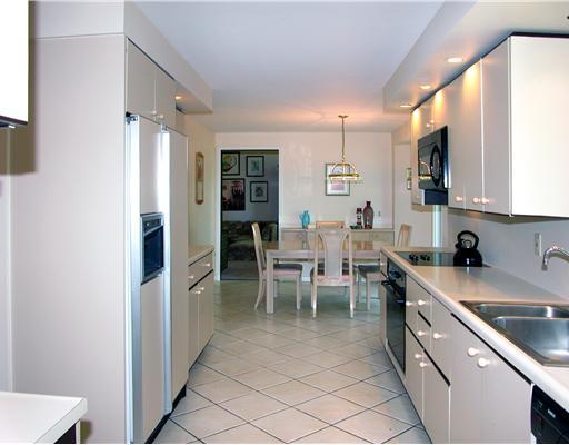 549 Harrogate Road Upper St. Clair, PA 15241 - Photo 11 of 18 Kitchen.