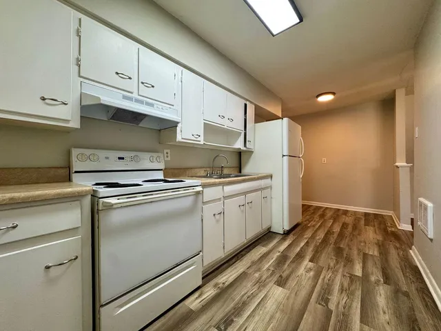 $1,125 | 1014 North Larchmont Drive, Unit B, Chattanooga, TN 37411