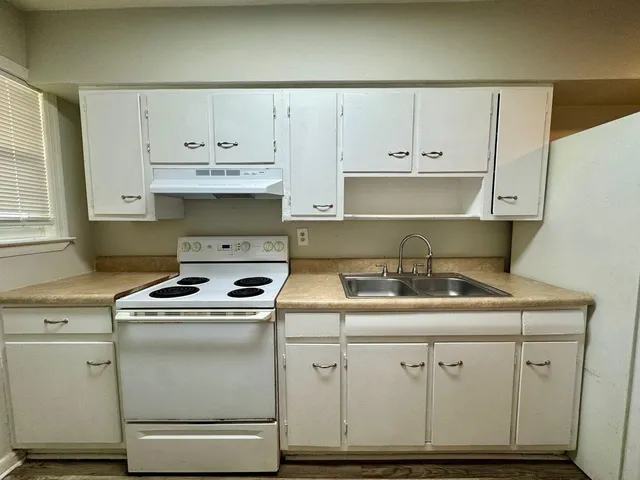 $1,125 | 1014 North Larchmont Drive, Unit B, Chattanooga, TN 37411