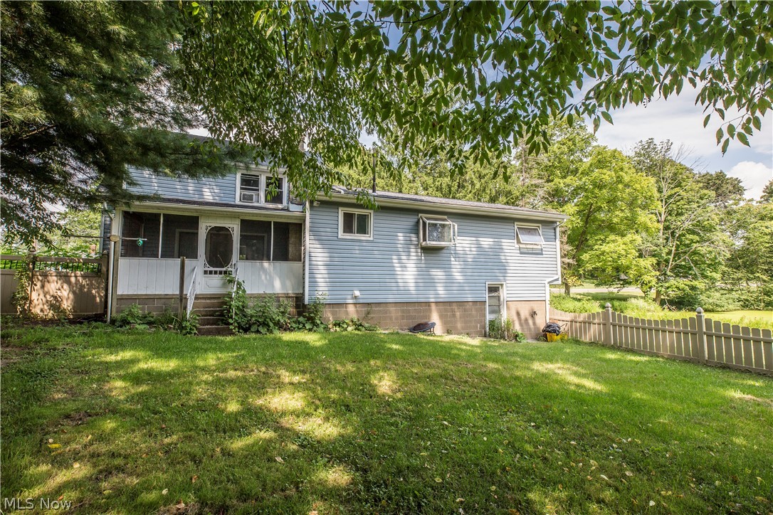 2884 Mayfair Road Akron, OH 44312 - Photo 31 of 34