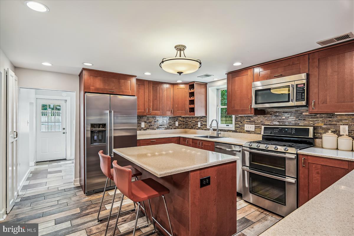3605 Colony Road Fairfax, VA 22030 - Photo 20 of 78 Kitchen