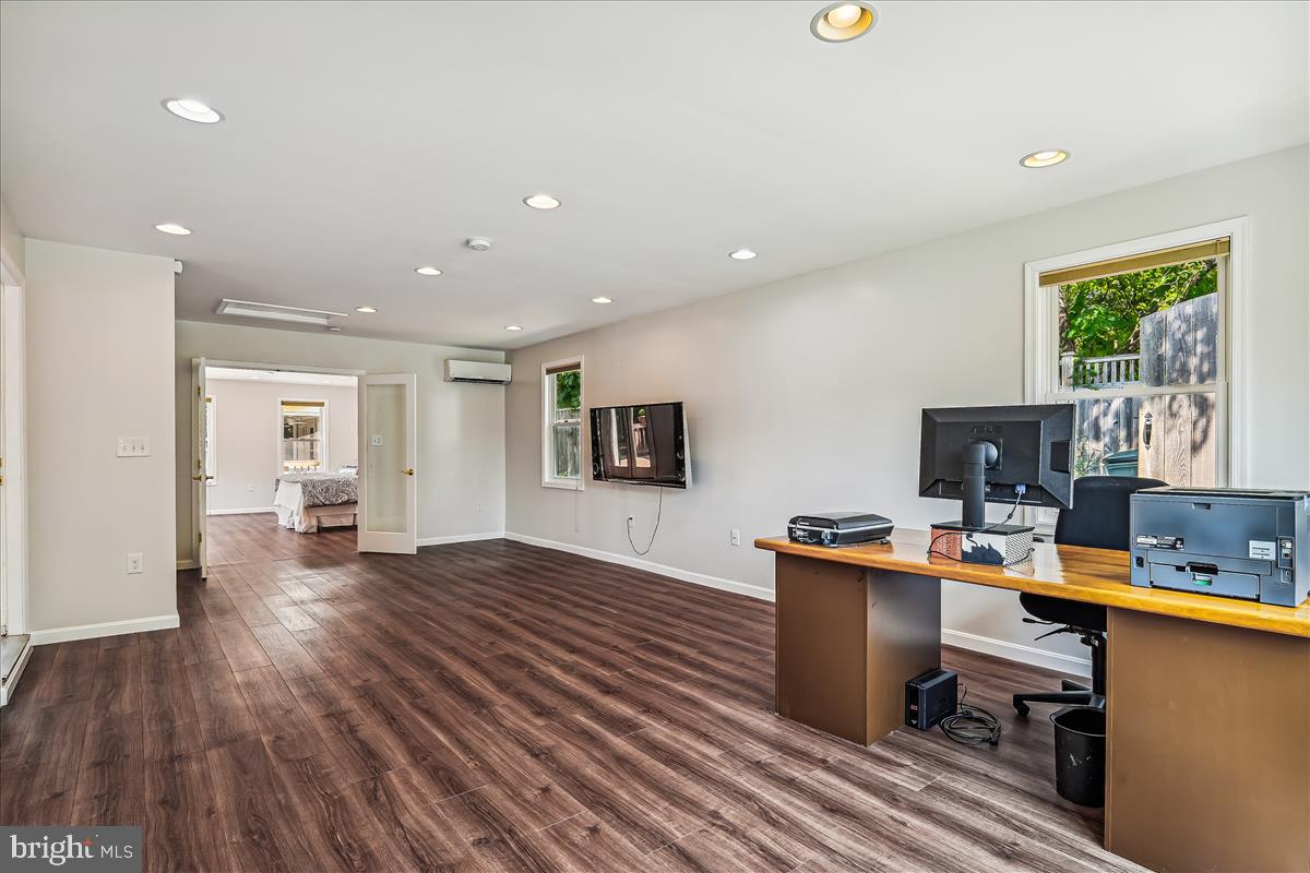 3605 Colony Road Fairfax, VA 22030 - Photo 49 of 78 Family Room/Office