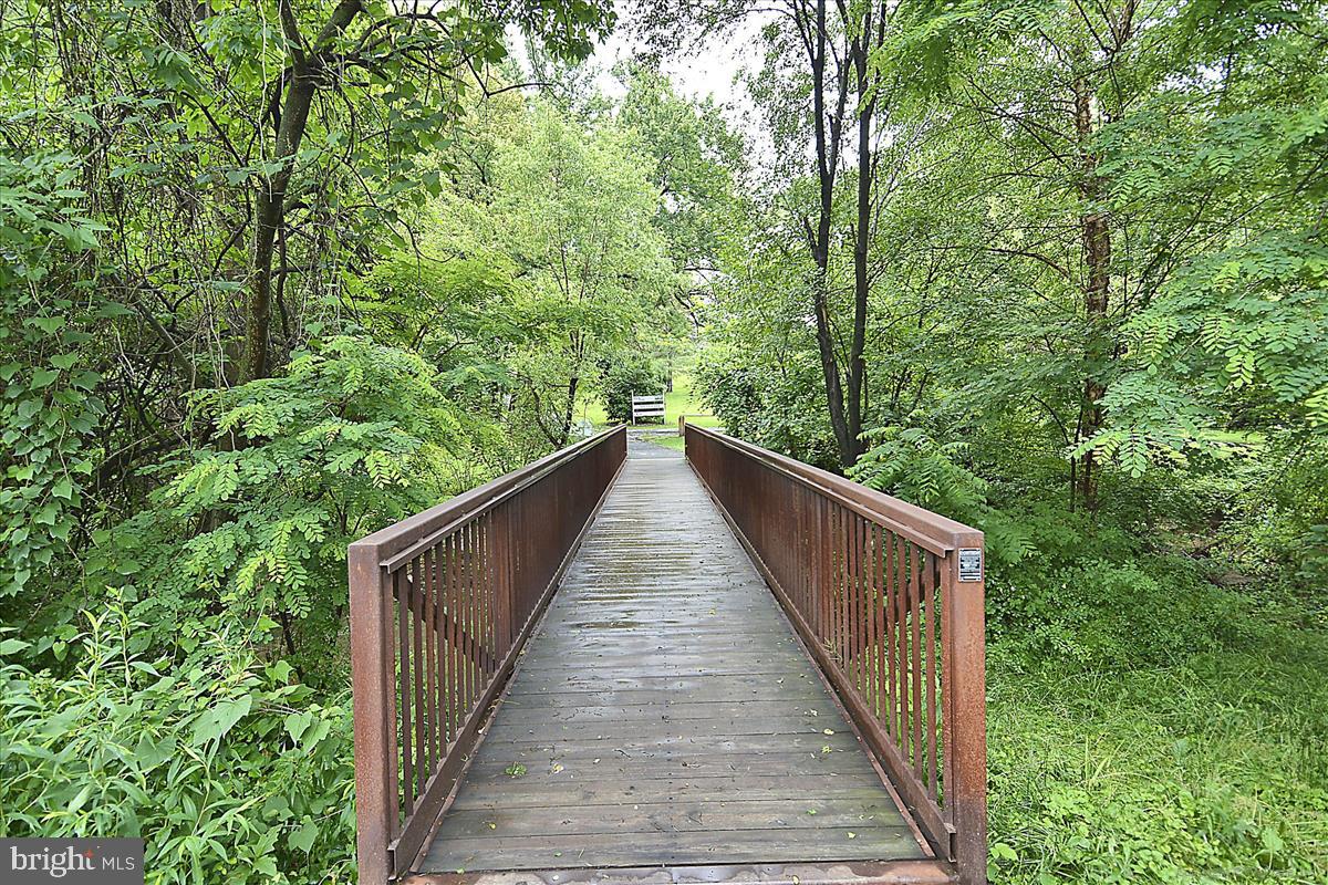 3605 Colony Road Fairfax, VA 22030 - Photo 64 of 78 Van Dyke Park Walking Trail