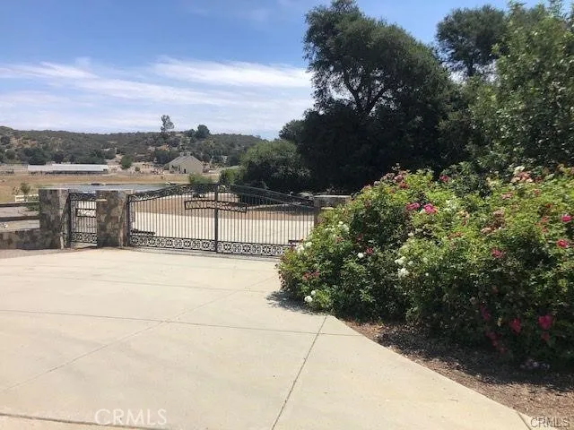 a view of terrace with city view