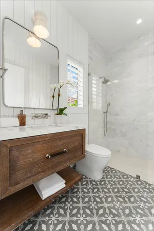 $4,995,000 | 5950 Southwest 83rd Street, South Miami, FL 33143