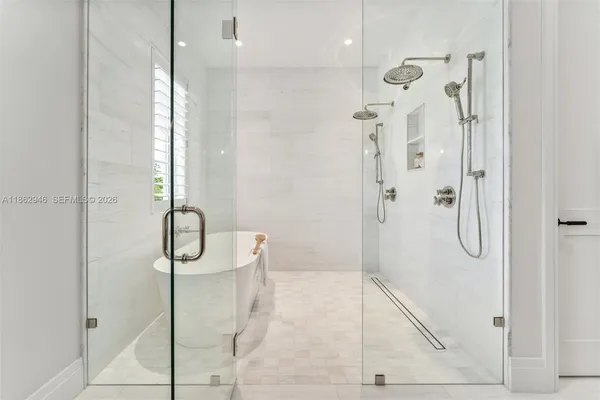 $4,995,000 | 5950 Southwest 83rd Street, South Miami, FL 33143