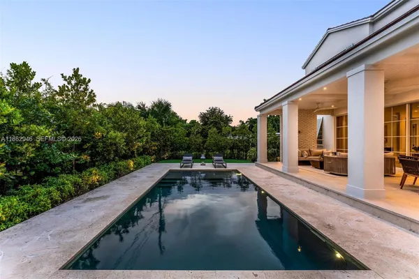 $4,995,000 | 5950 Southwest 83rd Street, South Miami, FL 33143