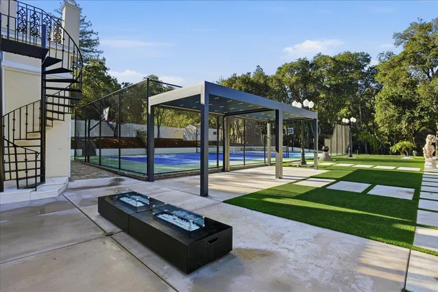 $21,998,888 | 18911 Decatur Road, Los Gatos, CA 95030