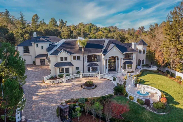 $21,998,888 | 18911 Decatur Road, Los Gatos, CA 95030