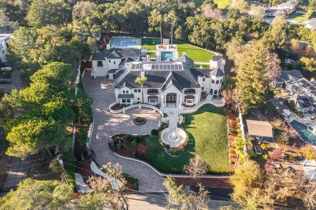 $21,998,888 | 18911 Decatur Road, Los Gatos, CA 95030