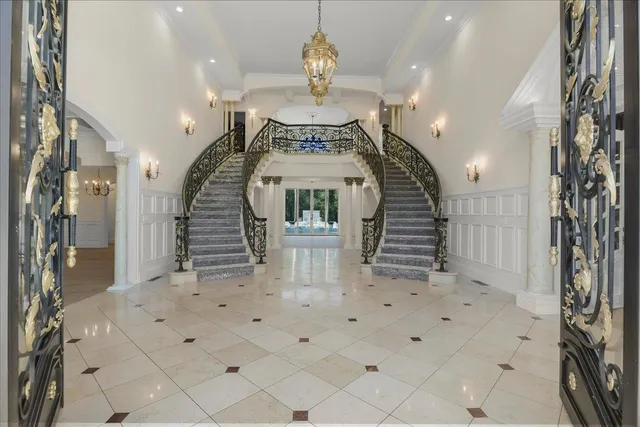 $21,998,888 | 18911 Decatur Road, Los Gatos, CA 95030