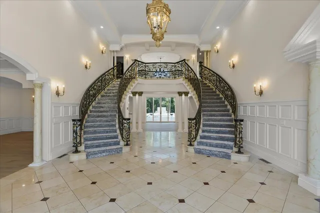 $21,998,888 | 18911 Decatur Road, Los Gatos, CA 95030