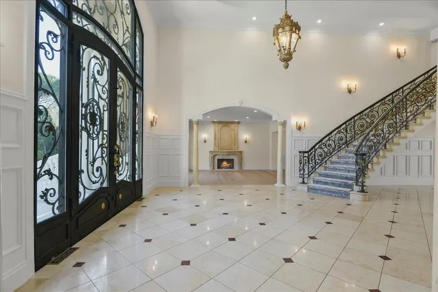 $21,998,888 | 18911 Decatur Road, Los Gatos, CA 95030