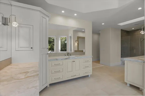 $21,998,888 | 18911 Decatur Road, Los Gatos, CA 95030