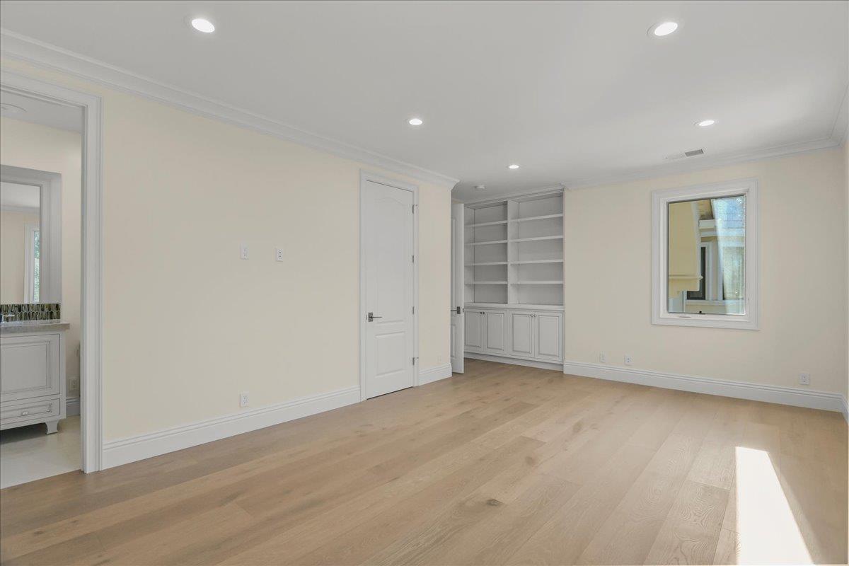 18911 Decatur Road Los Gatos, CA 95030 - Photo 73 of 143 an empty room with windows and closet