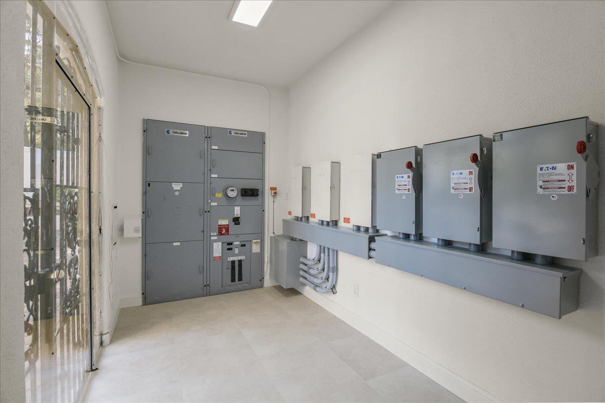 18911 Decatur Road Los Gatos, CA 95030 - Photo 88 of 143