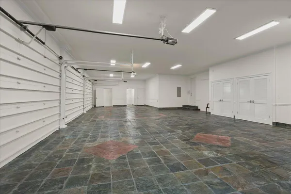 $21,998,888 | 18911 Decatur Road, Los Gatos, CA 95030