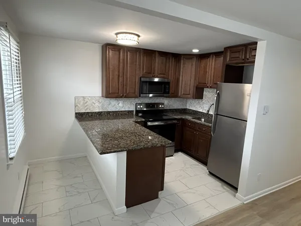 $2,300 | 3200 West Brigantine Avenue, Unit 7, Brigantine, NJ 08203