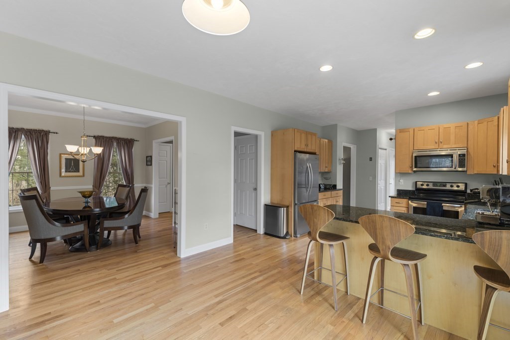 125 Old Staples Road Cumberland, RI 02864 - Photo 5 of 26 Gallery Image 5