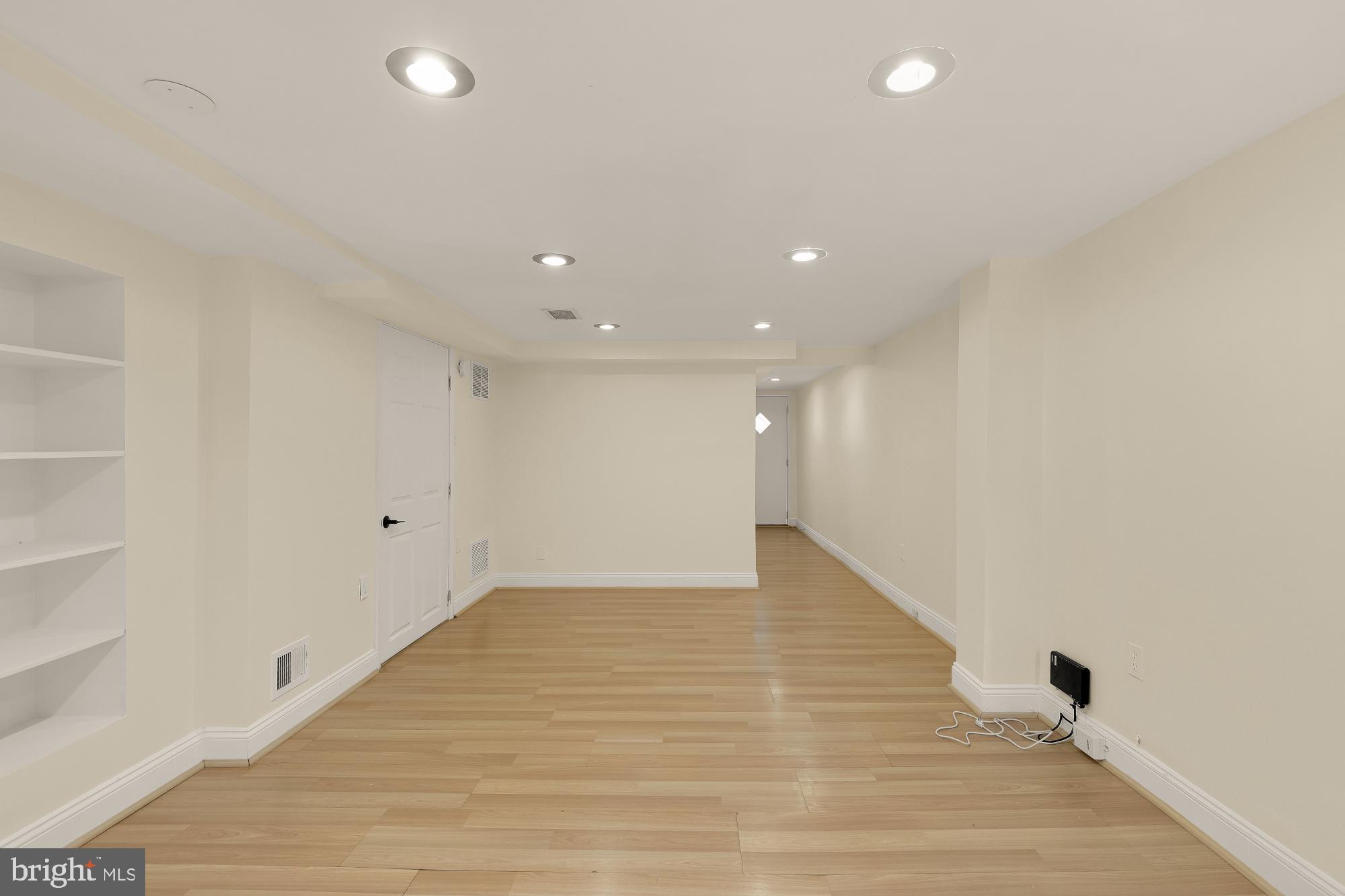 43 T Street Northwest Washington, DC 20001 - Photo 22 of 33
