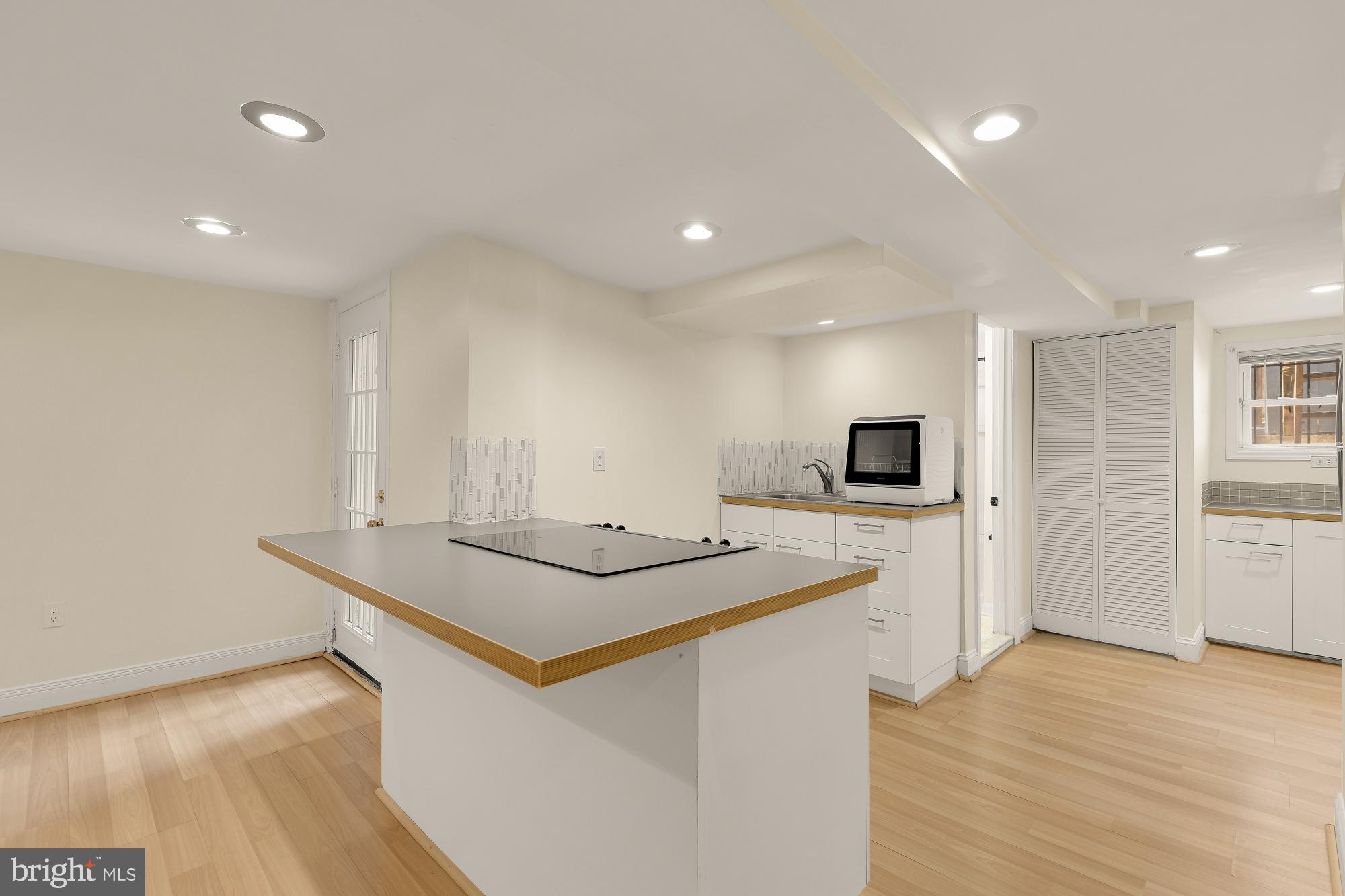 43 T Street Northwest Washington, DC 20001 - Photo 23 of 33