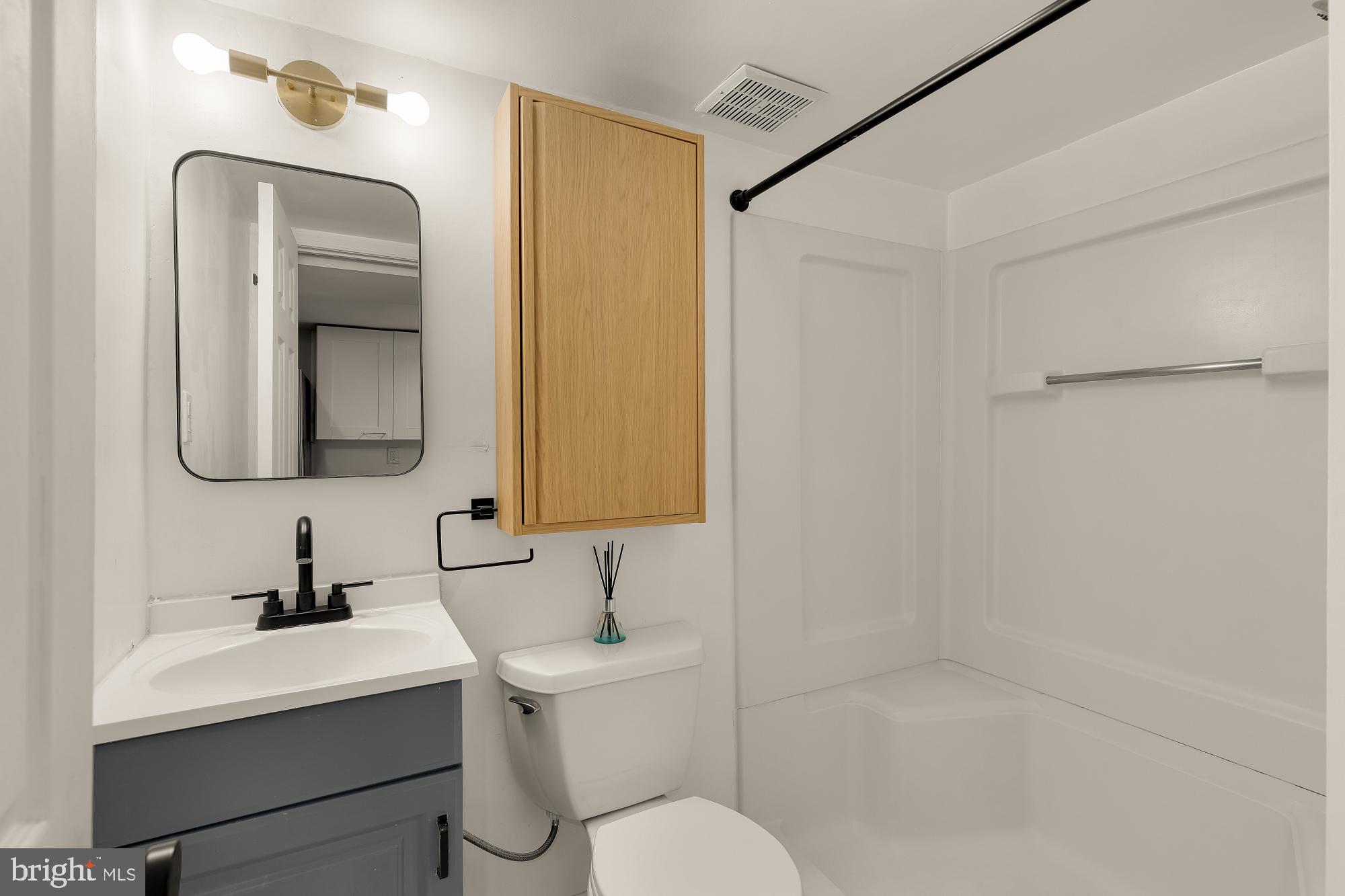 43 T Street Northwest Washington, DC 20001 - Photo 26 of 33