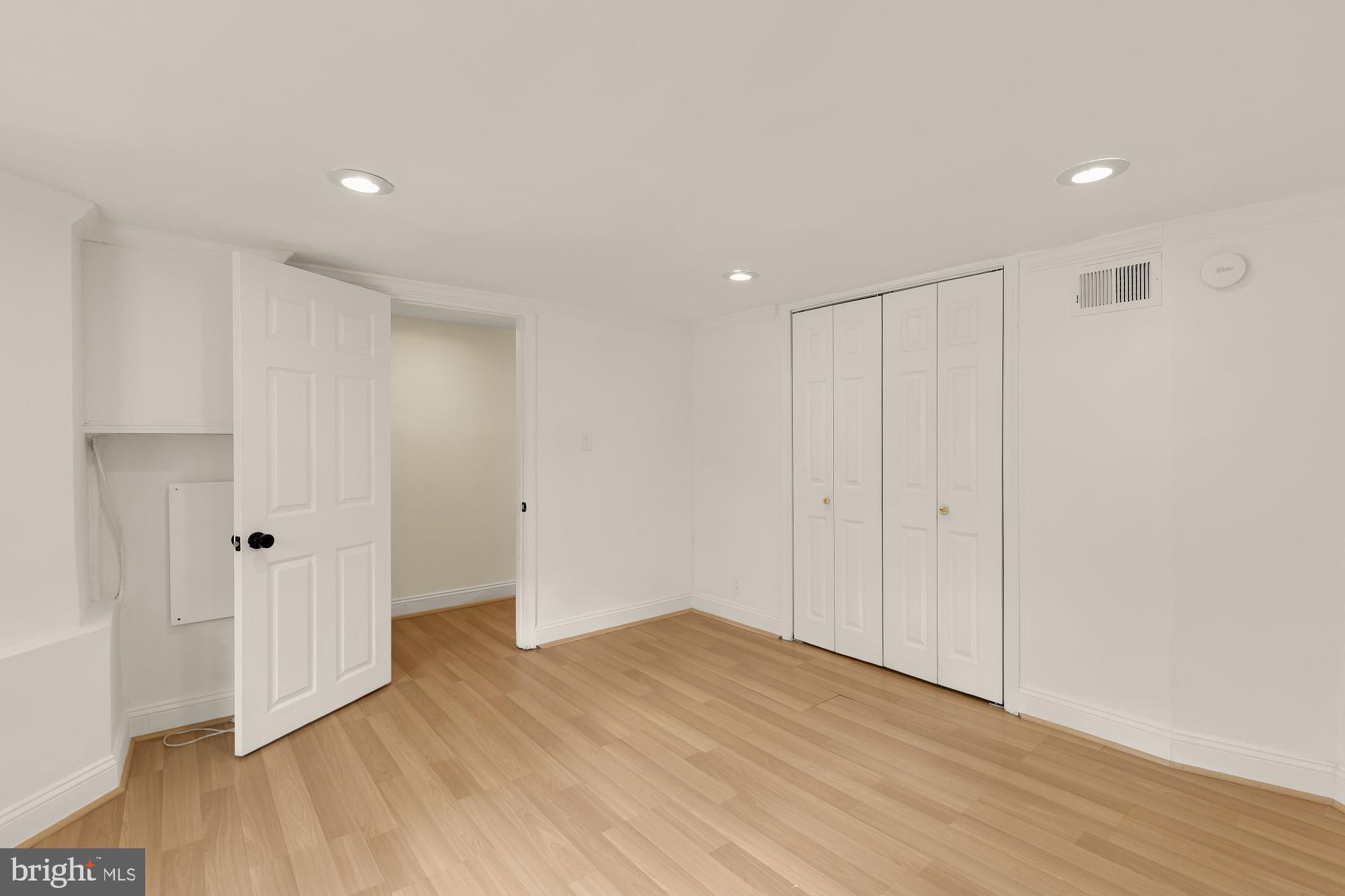 43 T Street Northwest Washington, DC 20001 - Photo 28 of 33