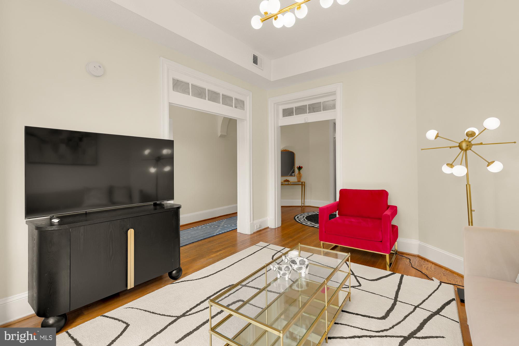 43 T Street Northwest Washington, DC 20001 - Photo 6 of 33