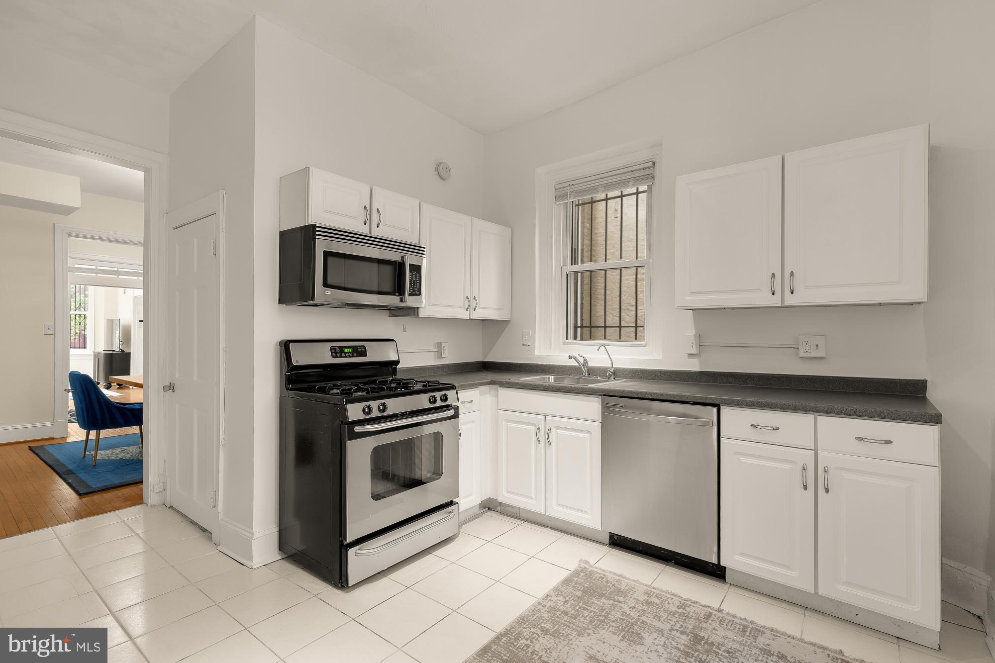 43 T Street Northwest Washington, DC 20001 - Photo 9 of 33