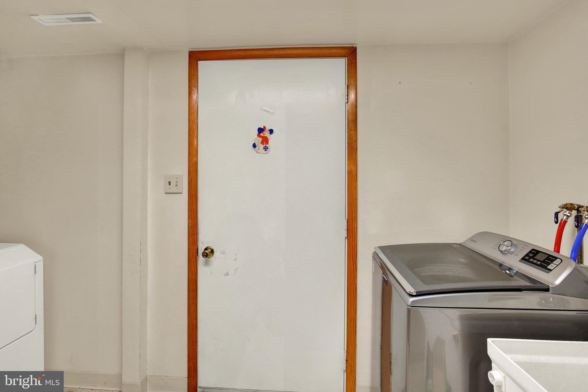 2010 Gross Road Pottstown, PA 19464 - Photo 36 of 62 1st Floor Laundry