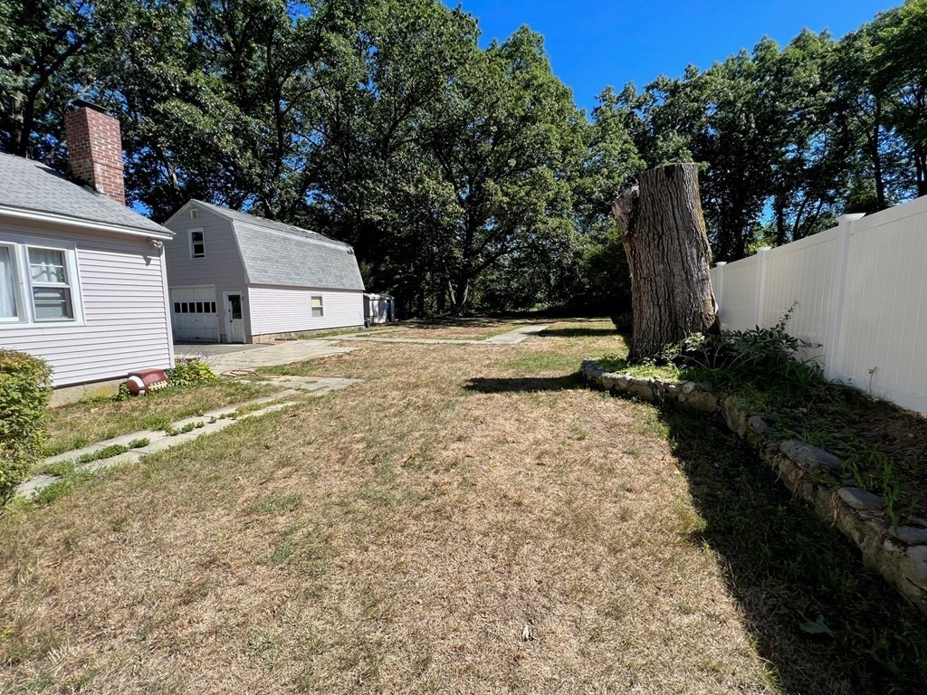 311 Burnham Road Lowell, MA 01852 - Photo 4 of 14 Gallery Image 4