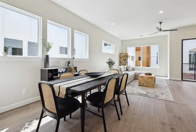 $389,700 | 137 Eastwood Street, Houston, TX 77011