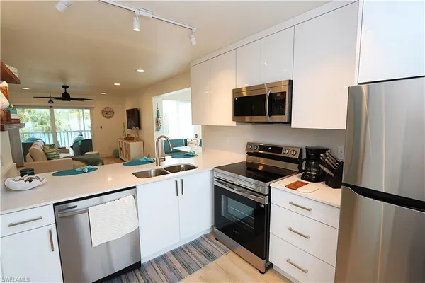 $2,300 | 2235 San Marco Road, Unit 5204, Marco Island, FL 34145
