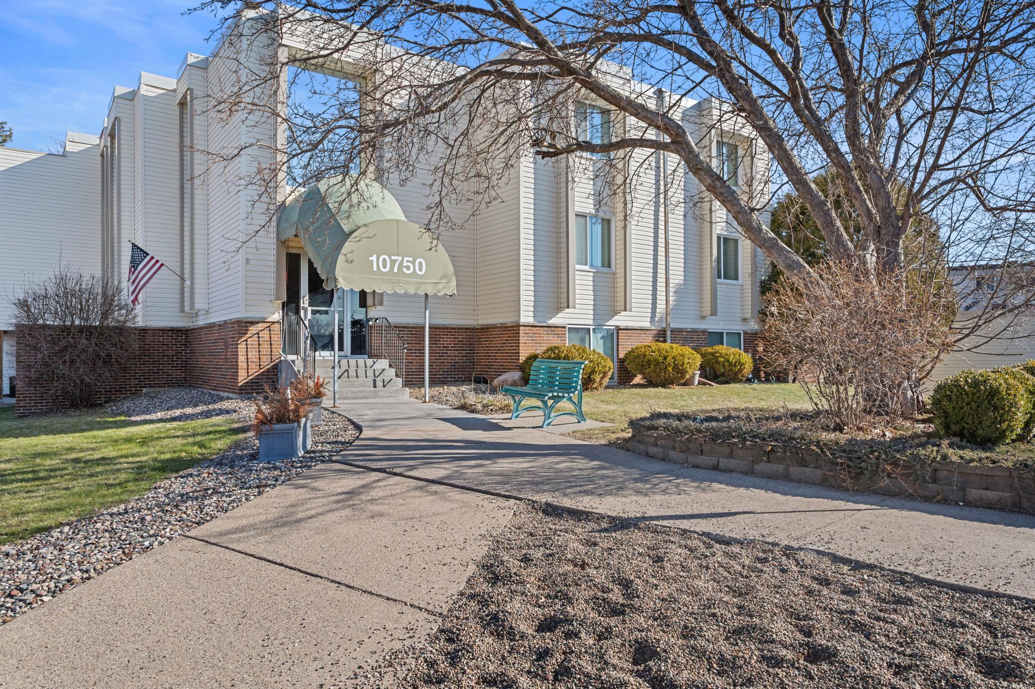 10750 Rockford Road, Unit 313 Plymouth, MN 55442 - Photo 1 of 22