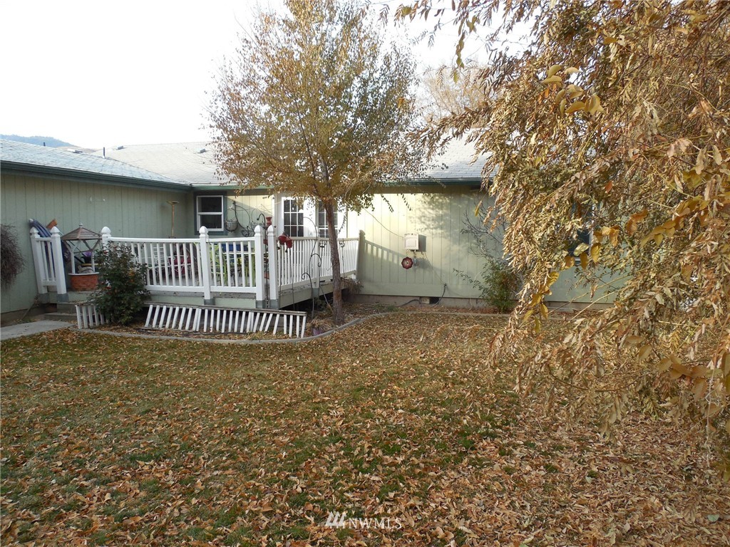 1505 Lower Monitor Road Wenatchee, WA 98801 - Photo 6 of 18 Gallery Image 6