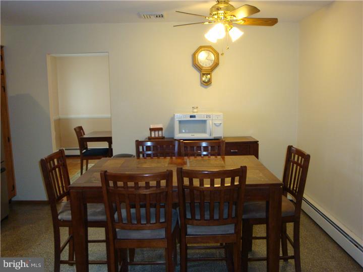 234 Mallard Road Holland, PA 18966 - Photo 6 of 25 Kitchen
