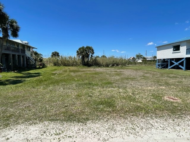 102 13th Street Port St. Joe, FL 32456 - Photo 4 of 9