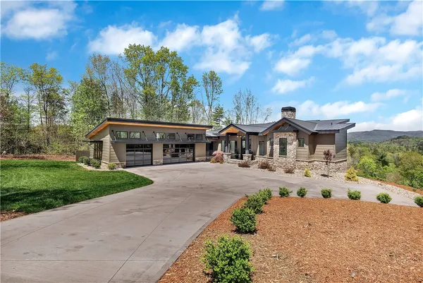 $2,300,000 | 231 Keowee Turtle Head Road, Salem, SC 29676