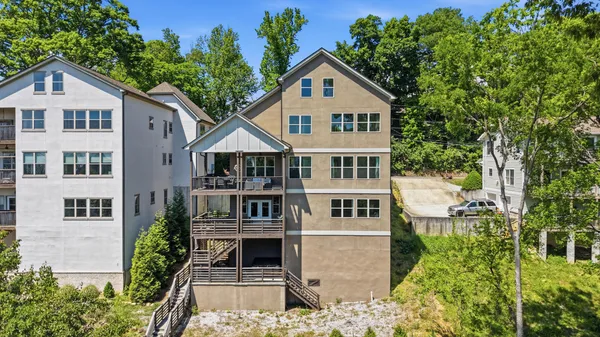 $1,300,000 | 334 Pine Ridge Road, Chattanooga, TN 37405
